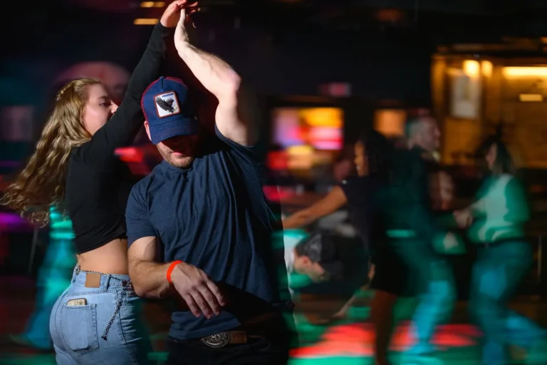 couple dance lesson