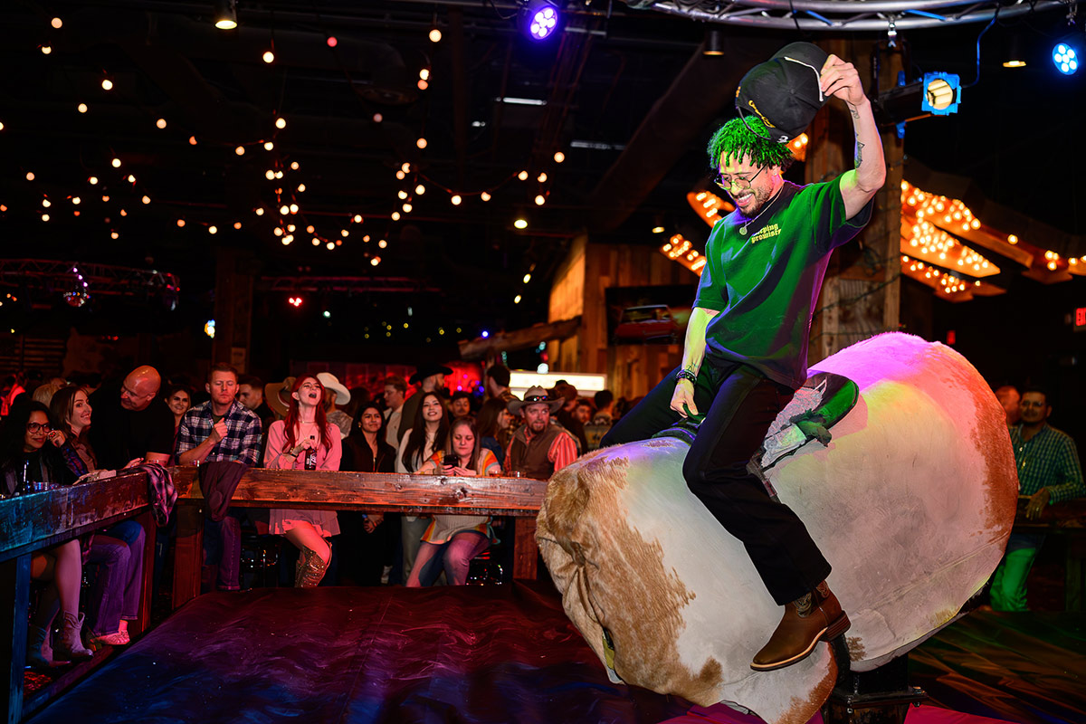 src customer on mechanical bull